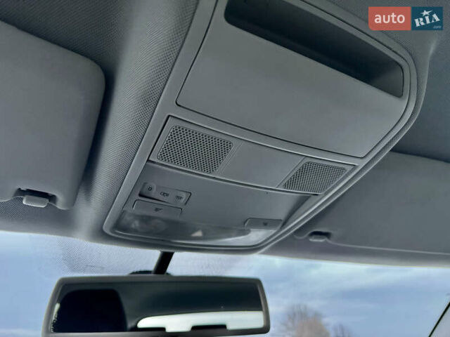 Чорний Фольксваген Тігуан, об'ємом двигуна 1.4 л та пробігом 211 тис. км за 8900 $, фото 37 на Automoto.ua