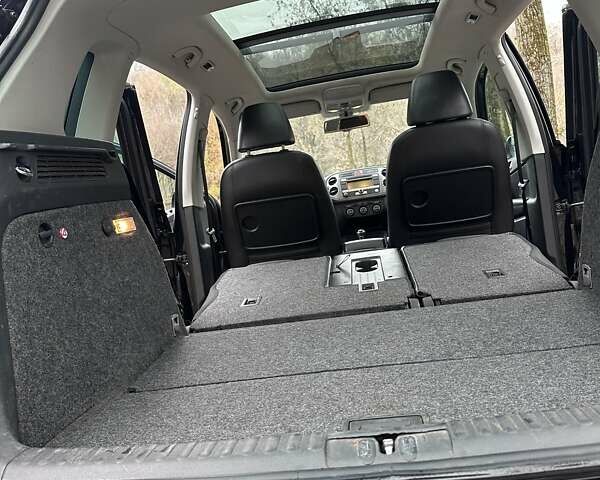 Черный Фольксваген Тигуан, объемом двигателя 1.97 л и пробегом 214 тыс. км за 13500 $, фото 16 на Automoto.ua