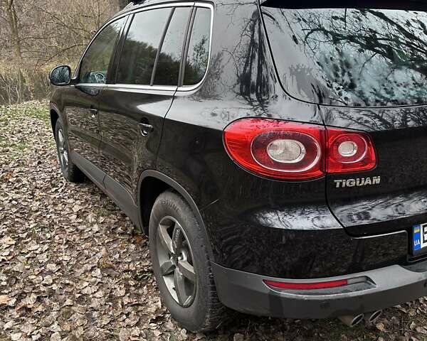Черный Фольксваген Тигуан, объемом двигателя 1.97 л и пробегом 214 тыс. км за 13500 $, фото 11 на Automoto.ua