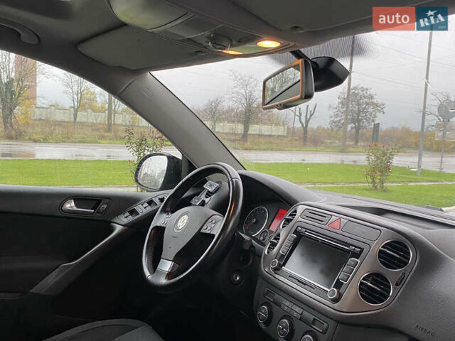 Черный Фольксваген Тигуан, объемом двигателя 1.4 л и пробегом 183 тыс. км за 9300 $, фото 8 на Automoto.ua