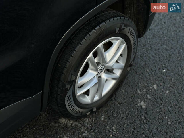 Чорний Фольксваген Тігуан, об'ємом двигуна 1.4 л та пробігом 211 тис. км за 8900 $, фото 20 на Automoto.ua