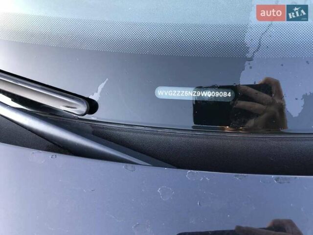 Чорний Фольксваген Тігуан, об'ємом двигуна 1.97 л та пробігом 276 тис. км за 12000 $, фото 9 на Automoto.ua