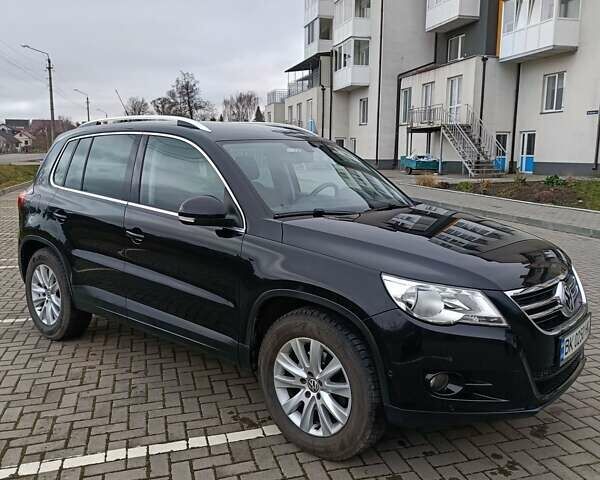 Чорний Фольксваген Тігуан, об'ємом двигуна 1.4 л та пробігом 292 тис. км за 8900 $, фото 2 на Automoto.ua