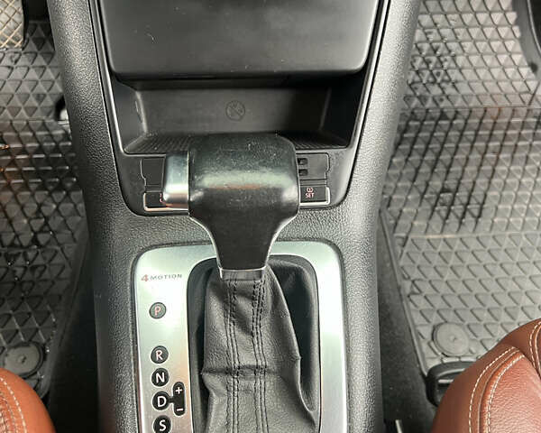 Черный Фольксваген Тигуан, объемом двигателя 1.98 л и пробегом 245 тыс. км за 9400 $, фото 27 на Automoto.ua