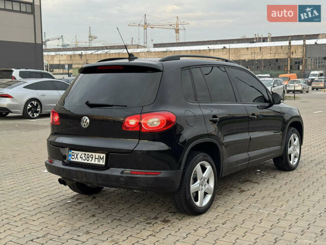 Чорний Фольксваген Тігуан, об'ємом двигуна 2 л та пробігом 290 тис. км за 10200 $, фото 12 на Automoto.ua