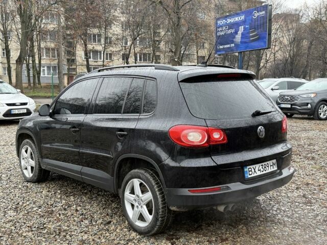 Черный Фольксваген Тигуан, объемом двигателя 2 л и пробегом 269 тыс. км за 10300 $, фото 3 на Automoto.ua
