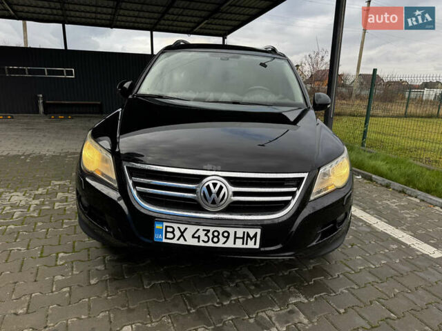 Черный Фольксваген Тигуан, объемом двигателя 1.97 л и пробегом 270 тыс. км за 12200 $, фото 6 на Automoto.ua