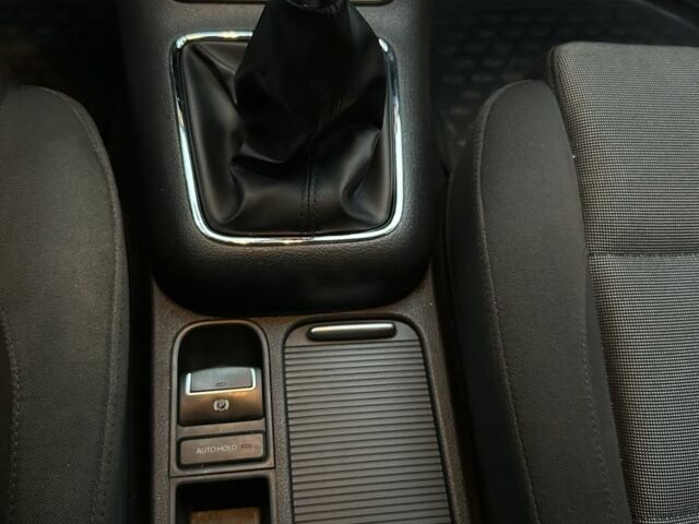 Черный Фольксваген Тигуан, объемом двигателя 2 л и пробегом 360 тыс. км за 5500 $, фото 14 на Automoto.ua