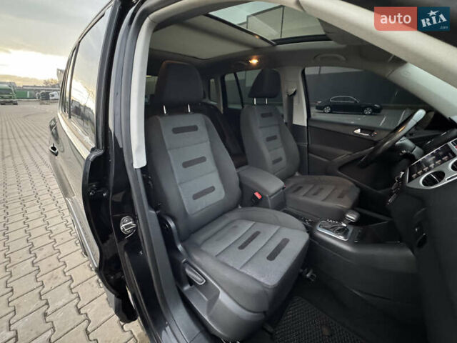 Чорний Фольксваген Тігуан, об'ємом двигуна 2 л та пробігом 290 тис. км за 10200 $, фото 36 на Automoto.ua
