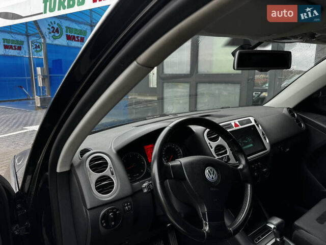 Черный Фольксваген Тигуан, объемом двигателя 1.97 л и пробегом 270 тыс. км за 12200 $, фото 8 на Automoto.ua