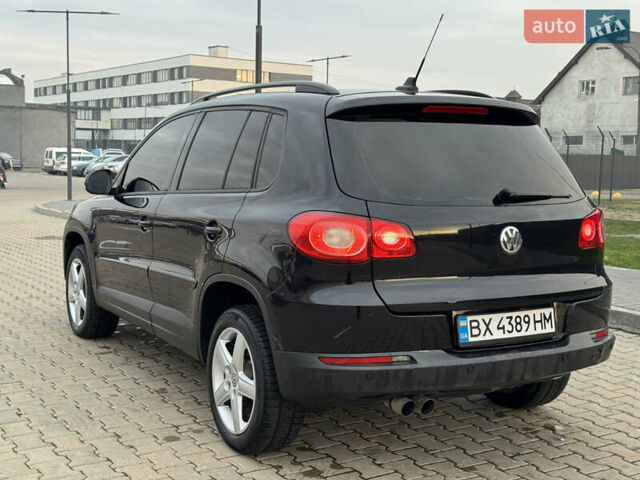 Чорний Фольксваген Тігуан, об'ємом двигуна 2 л та пробігом 290 тис. км за 10200 $, фото 17 на Automoto.ua