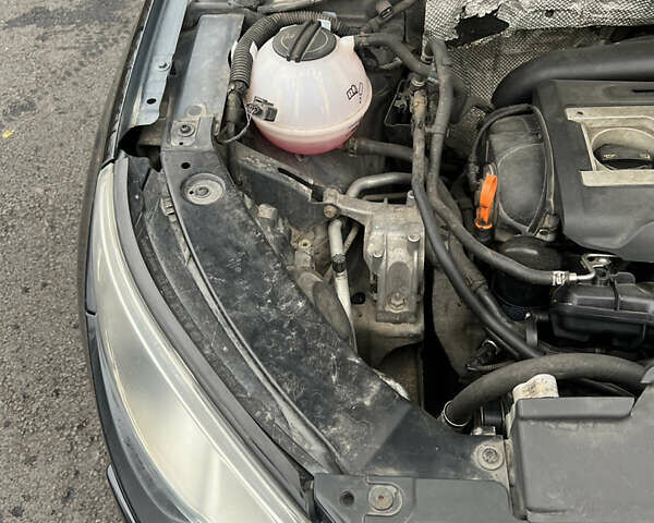 Черный Фольксваген Тигуан, объемом двигателя 1.98 л и пробегом 245 тыс. км за 9400 $, фото 31 на Automoto.ua