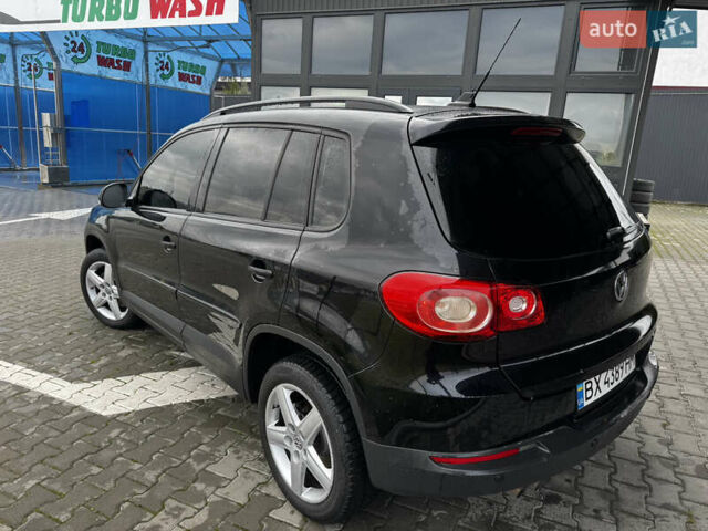 Черный Фольксваген Тигуан, объемом двигателя 1.97 л и пробегом 270 тыс. км за 12200 $, фото 3 на Automoto.ua