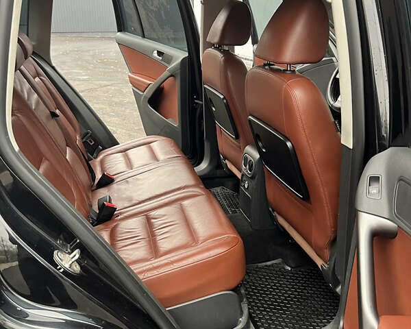 Черный Фольксваген Тигуан, объемом двигателя 1.98 л и пробегом 245 тыс. км за 9400 $, фото 17 на Automoto.ua