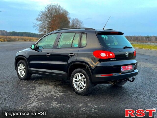 Чорний Фольксваген Тігуан, об'ємом двигуна 1.4 л та пробігом 121 тис. км за 9700 $, фото 5 на Automoto.ua