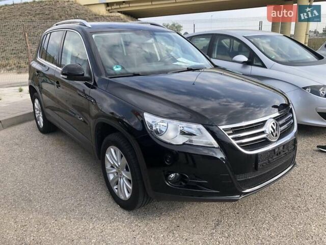 Чорний Фольксваген Тігуан, об'ємом двигуна 1.4 л та пробігом 144 тис. км за 10300 $, фото 2 на Automoto.ua