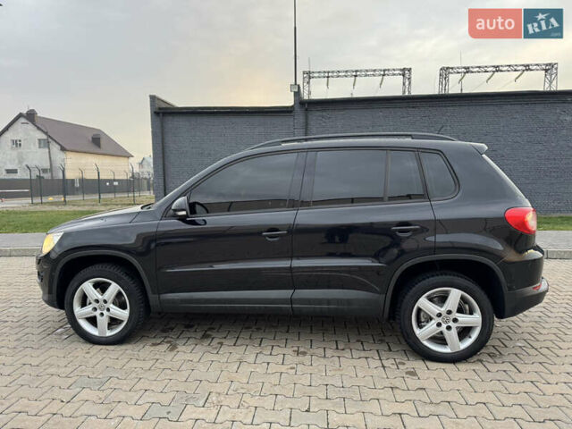 Чорний Фольксваген Тігуан, об'ємом двигуна 2 л та пробігом 290 тис. км за 10200 $, фото 20 на Automoto.ua