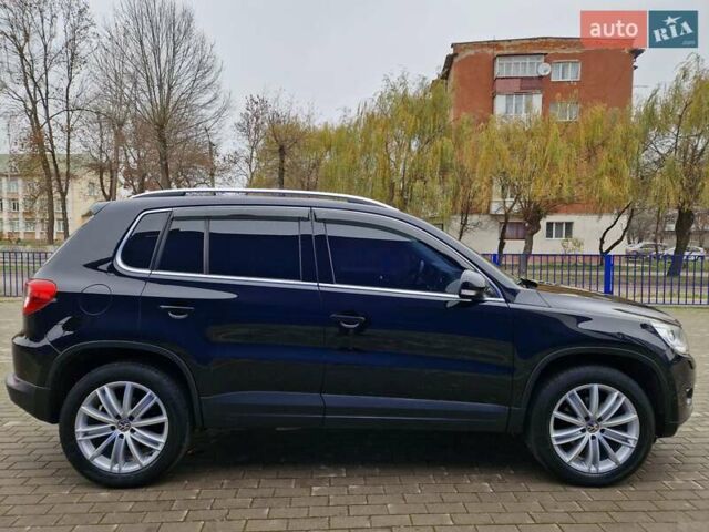 Черный Фольксваген Тигуан, объемом двигателя 2 л и пробегом 195 тыс. км за 13650 $, фото 13 на Automoto.ua