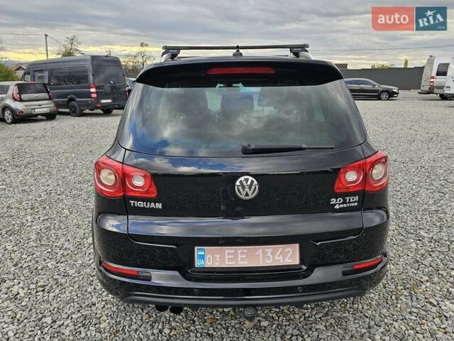 Черный Фольксваген Тигуан, объемом двигателя 0 л и пробегом 156 тыс. км за 14800 $, фото 1 на Automoto.ua