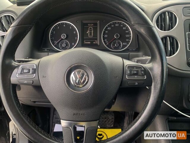 Черный Фольксваген Тигуан, объемом двигателя 2 л и пробегом 253 тыс. км за 10500 $, фото 17 на Automoto.ua