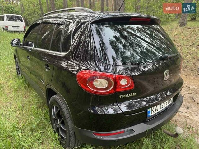 Черный Фольксваген Тигуан, объемом двигателя 1.97 л и пробегом 210 тыс. км за 11500 $, фото 4 на Automoto.ua
