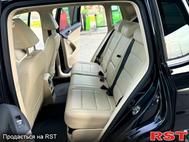 Черный Фольксваген Тигуан, объемом двигателя 2 л и пробегом 283 тыс. км за 9500 $, фото 3 на Automoto.ua