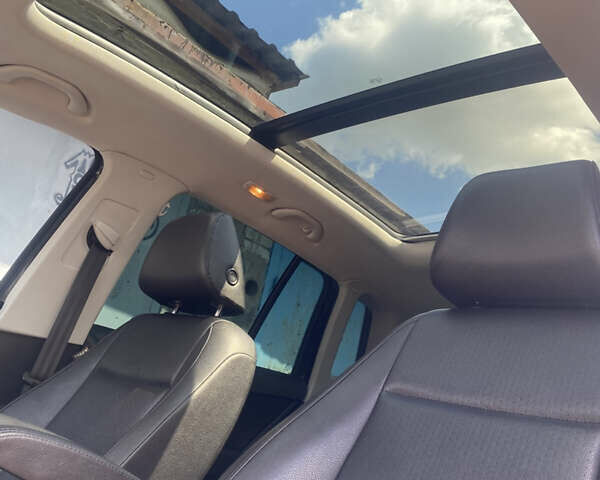 Черный Фольксваген Тигуан, объемом двигателя 2 л и пробегом 158 тыс. км за 10800 $, фото 13 на Automoto.ua