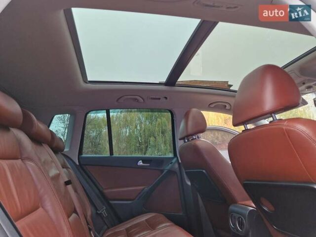 Черный Фольксваген Тигуан, объемом двигателя 2 л и пробегом 195 тыс. км за 13650 $, фото 35 на Automoto.ua