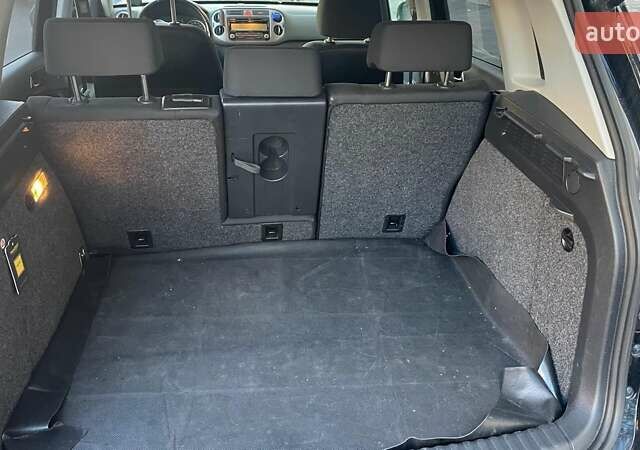 Черный Фольксваген Тигуан, объемом двигателя 2 л и пробегом 223 тыс. км за 10450 $, фото 5 на Automoto.ua