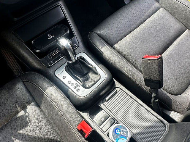 Чорний Фольксваген Тігуан, об'ємом двигуна 2 л та пробігом 309 тис. км за 8700 $, фото 8 на Automoto.ua