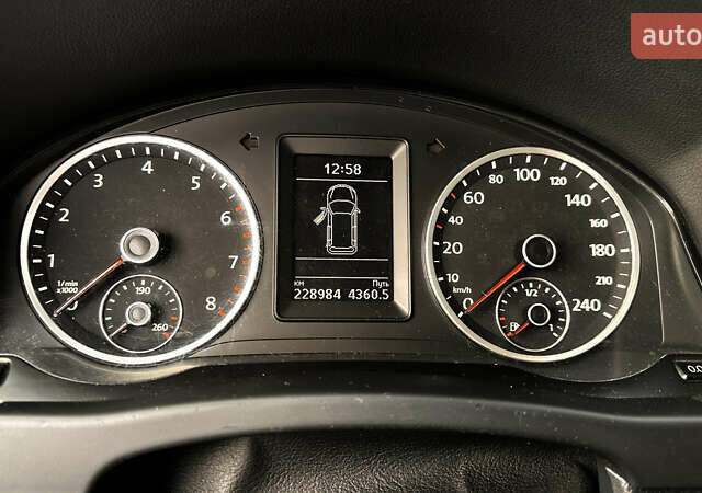 Черный Фольксваген Тигуан, объемом двигателя 2 л и пробегом 225 тыс. км за 9400 $, фото 19 на Automoto.ua