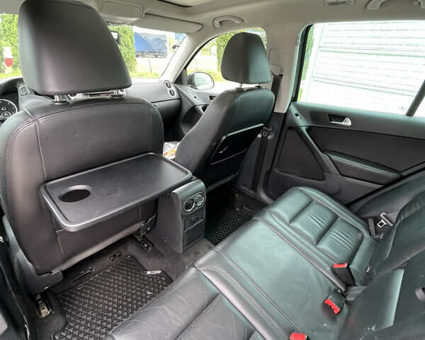 Черный Фольксваген Тигуан, объемом двигателя 1.97 л и пробегом 209 тыс. км за 12500 $, фото 11 на Automoto.ua