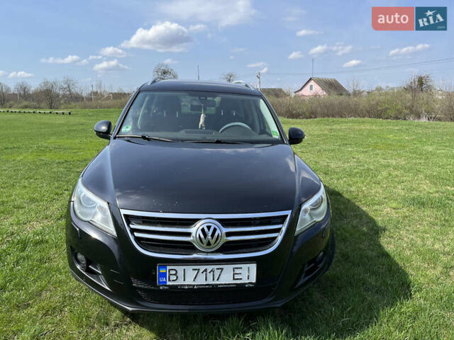 Чорний Фольксваген Тігуан, об'ємом двигуна 2 л та пробігом 260 тис. км за 13000 $, фото 5 на Automoto.ua