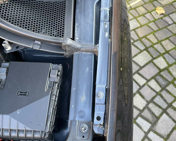 Чорний Фольксваген Тігуан, об'ємом двигуна 2 л та пробігом 170 тис. км за 13900 $, фото 26 на Automoto.ua