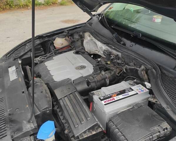 Черный Фольксваген Тигуан, объемом двигателя 2 л и пробегом 269 тыс. км за 12300 $, фото 15 на Automoto.ua