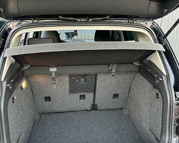 Черный Фольксваген Тигуан, объемом двигателя 1.97 л и пробегом 265 тыс. км за 12300 $, фото 31 на Automoto.ua