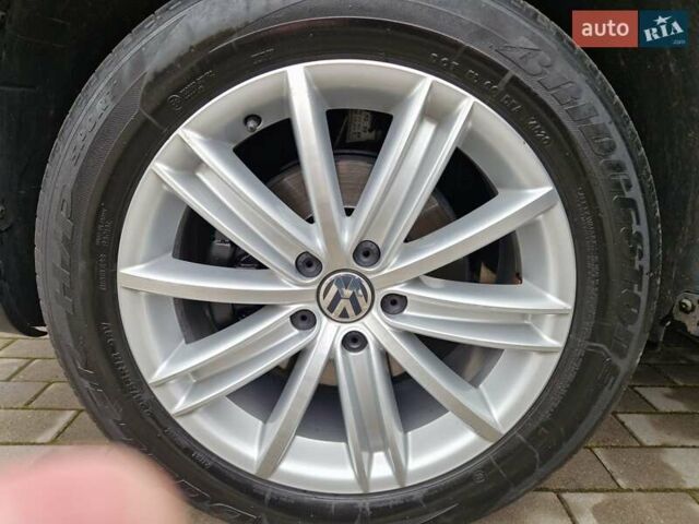 Черный Фольксваген Тигуан, объемом двигателя 2 л и пробегом 195 тыс. км за 13650 $, фото 40 на Automoto.ua