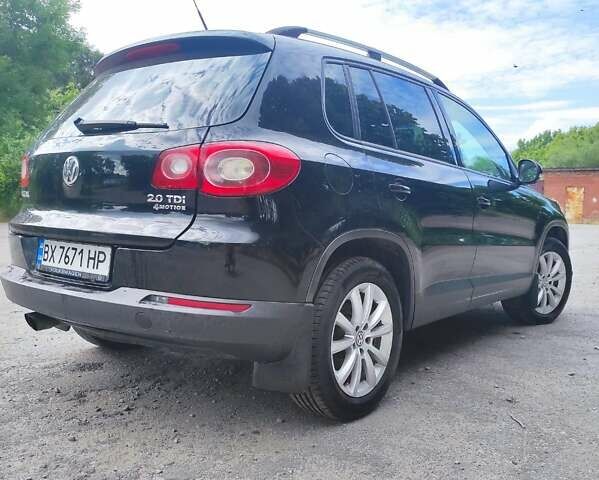 Черный Фольксваген Тигуан, объемом двигателя 2 л и пробегом 269 тыс. км за 12300 $, фото 9 на Automoto.ua