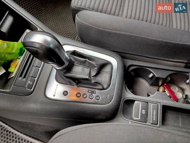 Чорний Фольксваген Тігуан, об'ємом двигуна 1.97 л та пробігом 272 тис. км за 11750 $, фото 9 на Automoto.ua