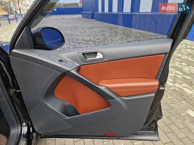 Черный Фольксваген Тигуан, объемом двигателя 2 л и пробегом 195 тыс. км за 13650 $, фото 36 на Automoto.ua