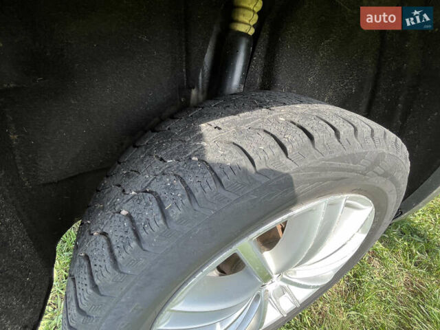 Чорний Фольксваген Тігуан, об'ємом двигуна 2 л та пробігом 260 тис. км за 13000 $, фото 23 на Automoto.ua