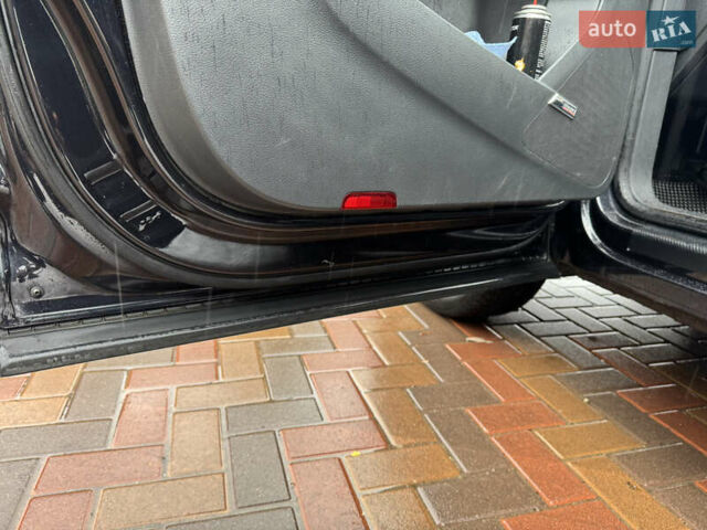 Чорний Фольксваген Тігуан, об'ємом двигуна 2 л та пробігом 285 тис. км за 13500 $, фото 9 на Automoto.ua