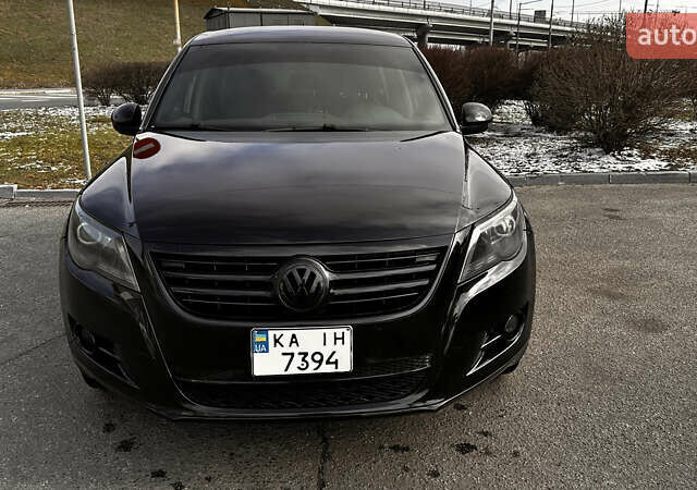 Черный Фольксваген Тигуан, объемом двигателя 2 л и пробегом 225 тыс. км за 9400 $, фото 21 на Automoto.ua