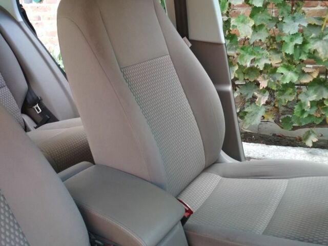 Черный Фольксваген Тигуан, объемом двигателя 2 л и пробегом 198 тыс. км за 9390 $, фото 8 на Automoto.ua