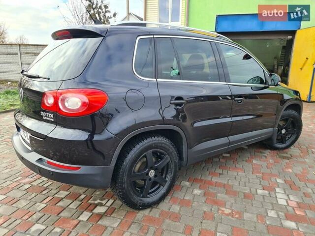 Черный Фольксваген Тигуан, объемом двигателя 2 л и пробегом 252 тыс. км за 14700 $, фото 2 на Automoto.ua