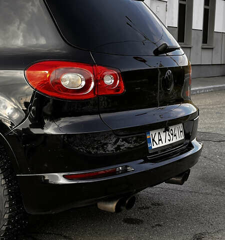 Черный Фольксваген Тигуан, объемом двигателя 2 л и пробегом 225 тыс. км за 9400 $, фото 5 на Automoto.ua