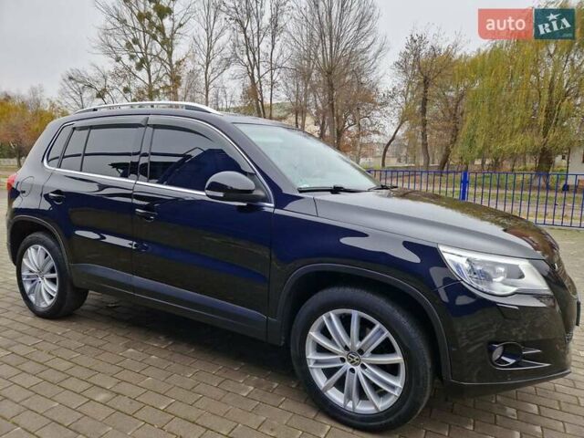 Черный Фольксваген Тигуан, объемом двигателя 2 л и пробегом 195 тыс. км за 13300 $, фото 13 на Automoto.ua