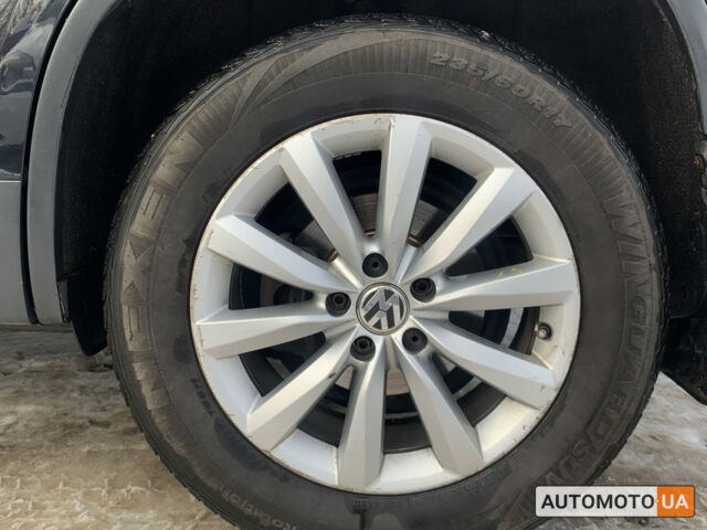 Черный Фольксваген Тигуан, объемом двигателя 2 л и пробегом 253 тыс. км за 10500 $, фото 6 на Automoto.ua