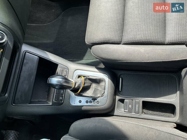Чорний Фольксваген Тігуан, об'ємом двигуна 2 л та пробігом 260 тис. км за 13000 $, фото 19 на Automoto.ua