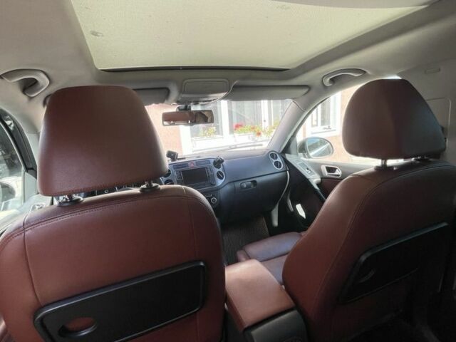 Чорний Фольксваген Тігуан, об'ємом двигуна 2 л та пробігом 230 тис. км за 13000 $, фото 8 на Automoto.ua